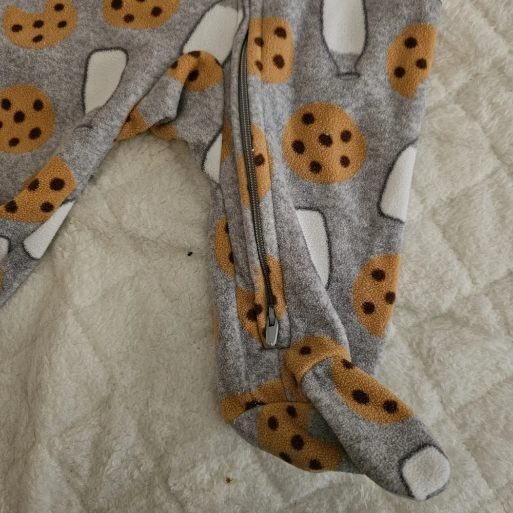 Carter's Gray Cookie and Milk Print Footie